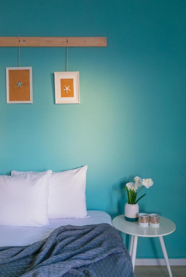 4 Bedroom Apartment On The Beach Tel Aviv Exterior foto